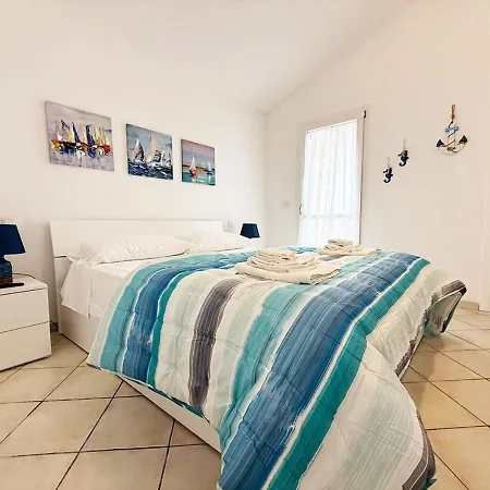 Apartment Pgs Immobiliare Srls Residenza Belvedere Bilocale Accessoriato Con Balcone Vista Mare La Maddalena (Sassari)