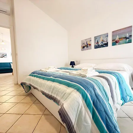 Pgs Immobiliare Srls Residenza Belvedere Bilocale Accessoriato Con Balcone Vista Mare * La Maddalena (Sassari)